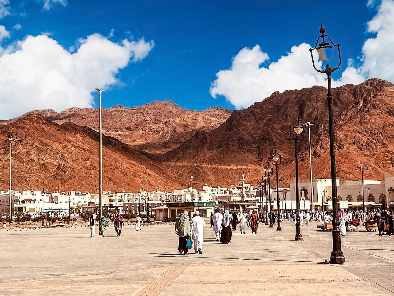 الثبات علي الحق